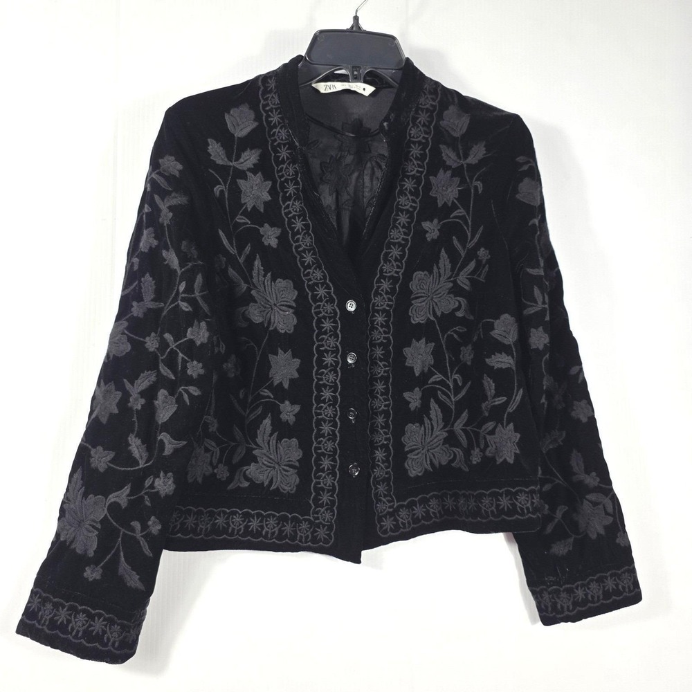 Zara Black Velvet Floral Embroidered Button Up Cropped Jacket Womens Size S - Picture 1 of 8
